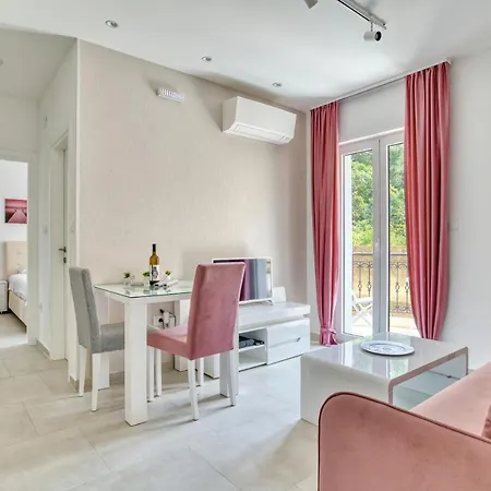 The Golden Luxury Apartments Котор Экстерьер фото