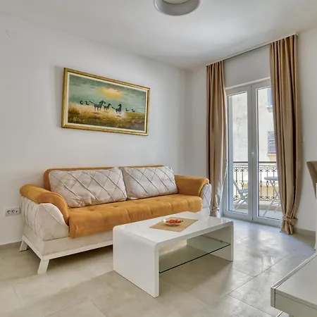 The Golden Luxury Apartments Котор Экстерьер фото