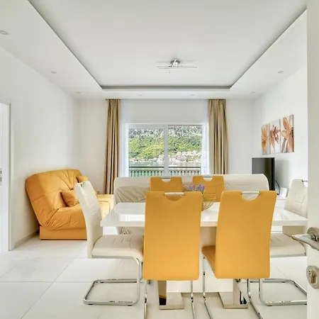 The Golden Luxury Apartments Котор Экстерьер фото