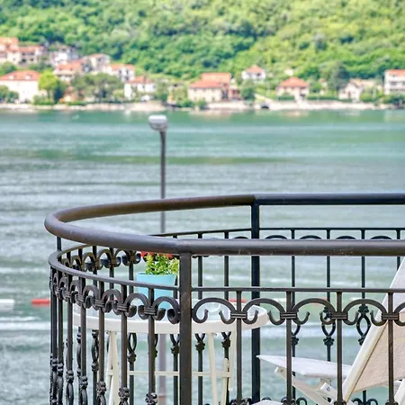 The Golden Luxury Apartments Котор Экстерьер фото