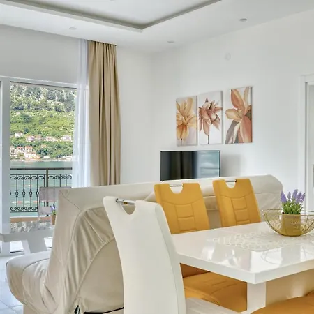 The Golden Luxury Apartments Котор Экстерьер фото