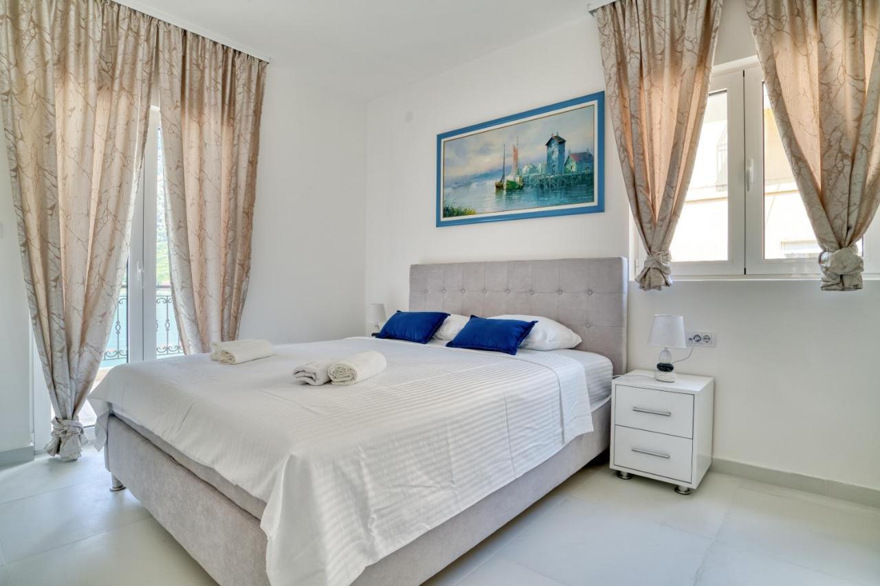 The Golden Luxury Apartment Kotor